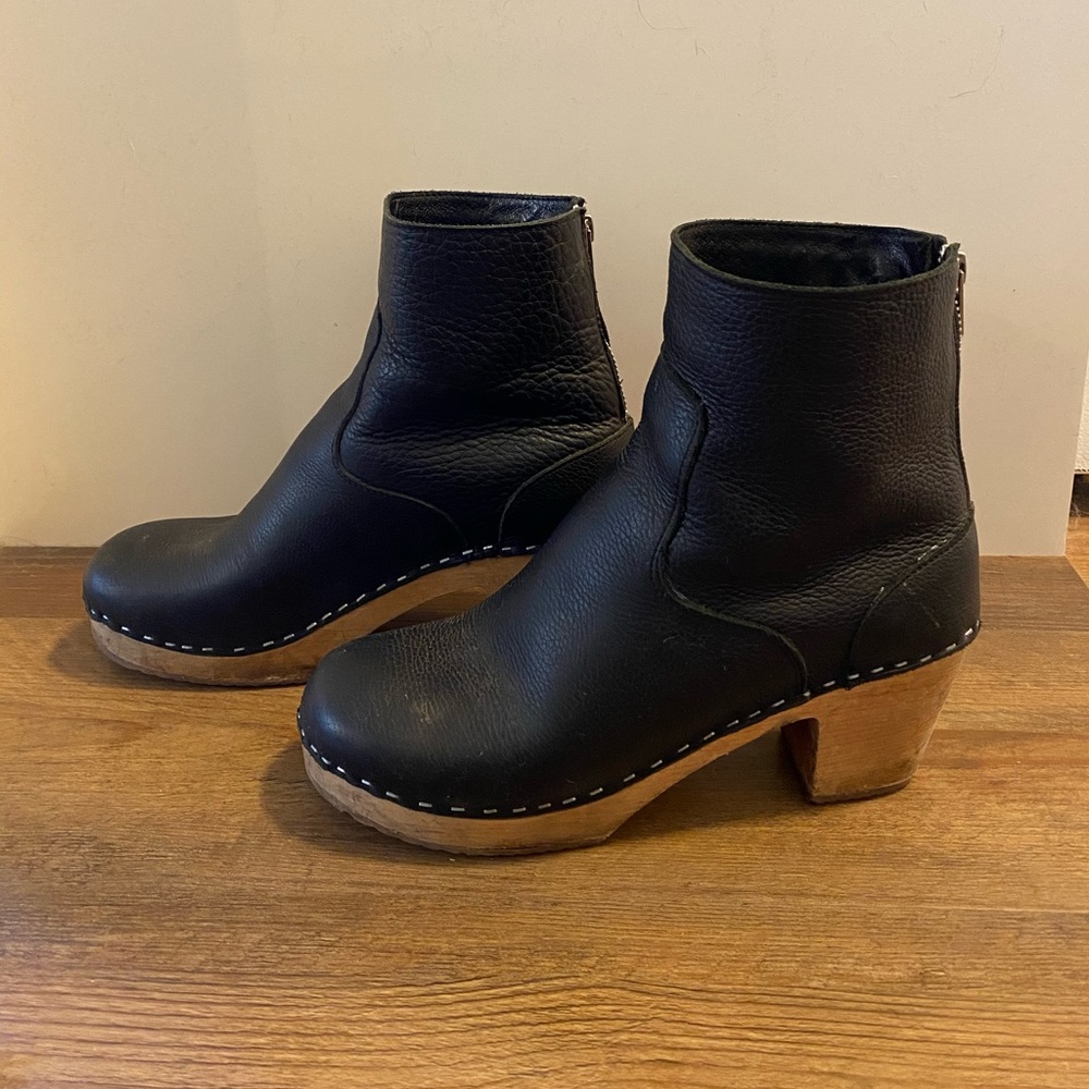 Nina Z Black leather clog boots